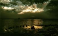 霞光普照洪泽湖