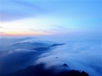 云海漫过老君山