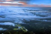 云海下面有人家