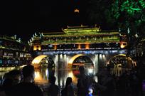 古城夜色