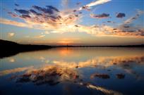 秋水共长天一色