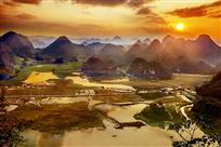 轻舟已过万重山
