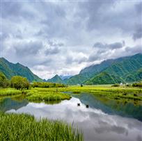 湖光山色