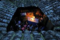 《古宅皮影戏》