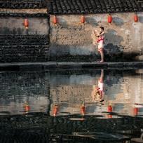 在水一方