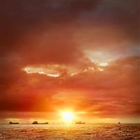 海上红满天