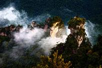 《峰与光影的神奇》