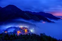山村夜色