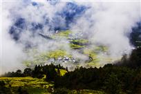 大地微微暖气吹