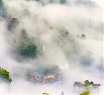 《云雾飘渺》
