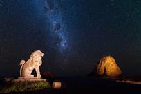 皇陵下的星空