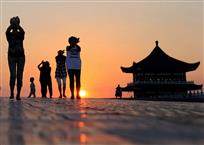 《天地人和景更美》