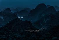 深山、秋风、人家，望断南飞雁