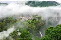 《白云深处有人家》