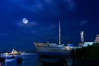 港湾月明夜