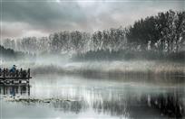 蔓草寒烟锁溱湖