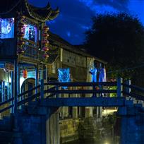 夜色茶楼