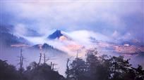 层层叠叠入云端