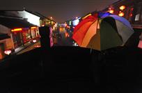 标题《桥上夜色》