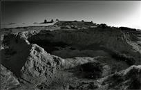 岁月不沉雄关在