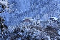 只闻钟声不见僧