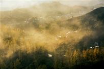 《余晖深处有人家》