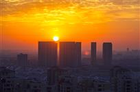 旭日东升映新城