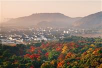 天平枫景醉灵岩