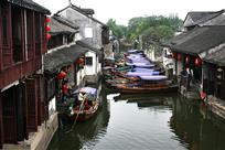《水乡港口》
