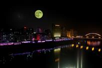 十五的月亮十六园