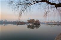明湖晨韵