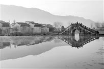 水墨淡妆