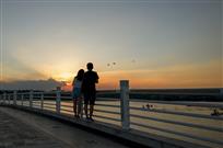 《陪你一起看夕阳》