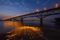 火舞长江大桥