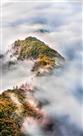 屋脊山烟雨图