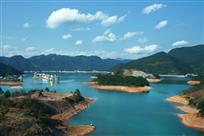 湖光山色