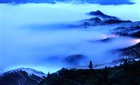 山村夜色