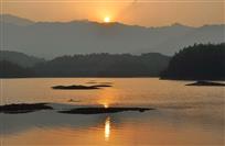 奇墅湖日出
