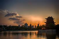 《夕照浦楼》