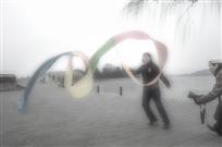 谁持彩练当空舞