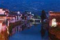 华灯初上夜芳菲