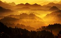 山峦叠嶂