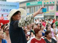 时尚老太