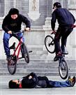技高人胆大