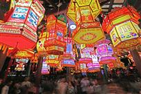 游灯迎欢