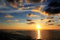 海边晨曦