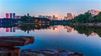 湖湾夜景