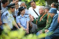 《抗战英雄故事多》