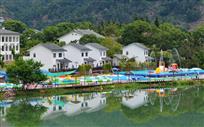 霞鹤村一角