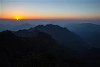 日出山外山